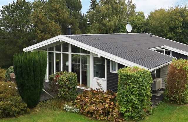 Gemütliches Ferienhaus in Svendborg mit Terrasse