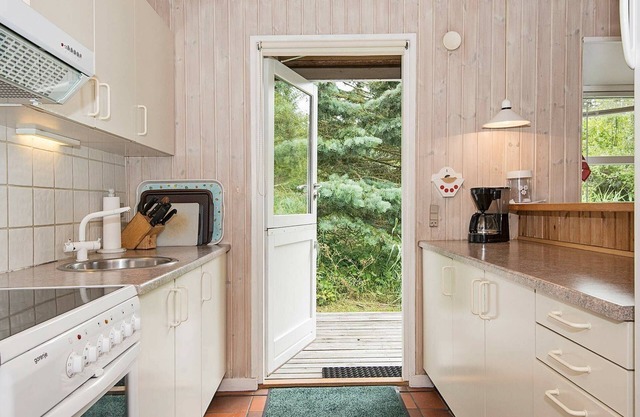 6 person holiday home in Ebeltoft