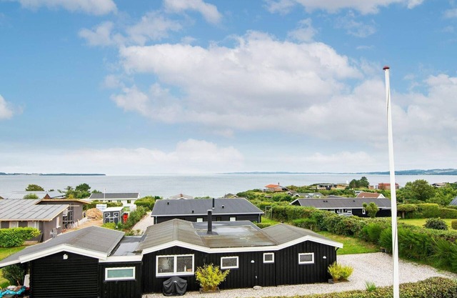 Elite Ferienhaus in Ebeltoft Jütland mit Whirlpool