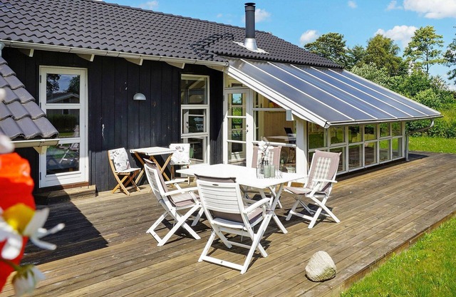 6 Personen Ferienhaus in Sjølund-By Traum