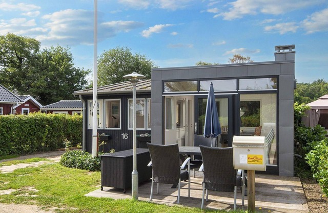 6 Personen Ferienhaus in Sjølund-By Traum