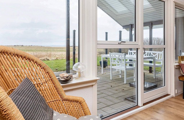 6 person holiday home in Vinderup