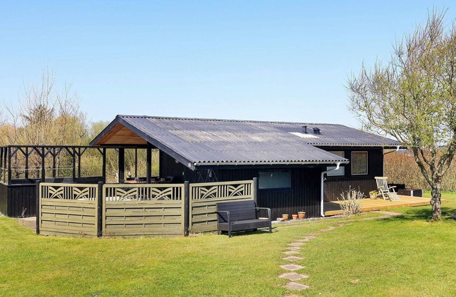 6 person holiday home in Vinderup