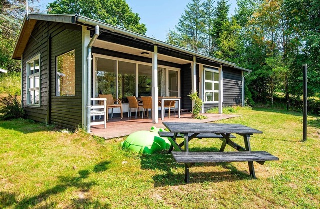6 Personen Ferienhaus in Knebel