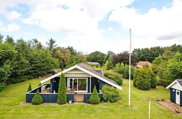 6 Personen Ferienhaus in Oksbøl-By Traum