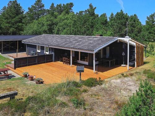 6 person holiday home in Blåvand-By Traum