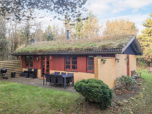 6 person holiday home in Blokhus-By Traum