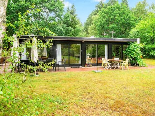 6 person holiday home in Ebeltoft