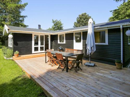 6 person holiday home in Gilleleje-By Traum