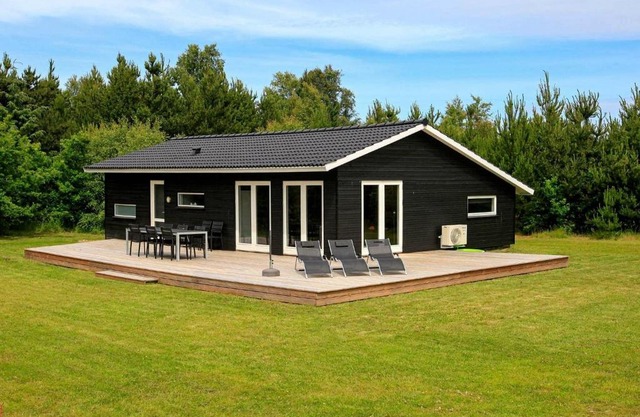 6 person holiday home in Strandby-By Traum