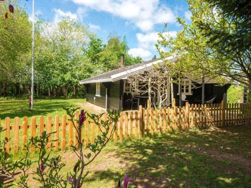 6 person holiday home in Fårvang
