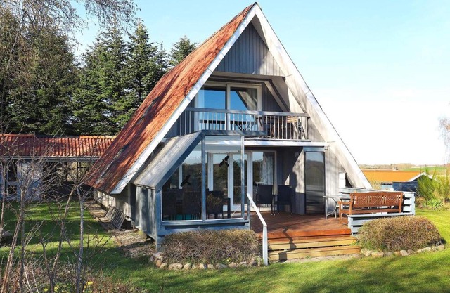 6 person holiday home in Gedsted