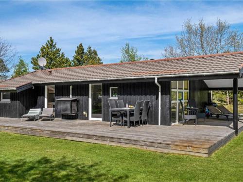 6 person holiday home in Jerup-By Traum