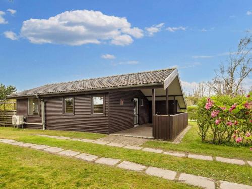 6 person holiday home in Struer-By Traum