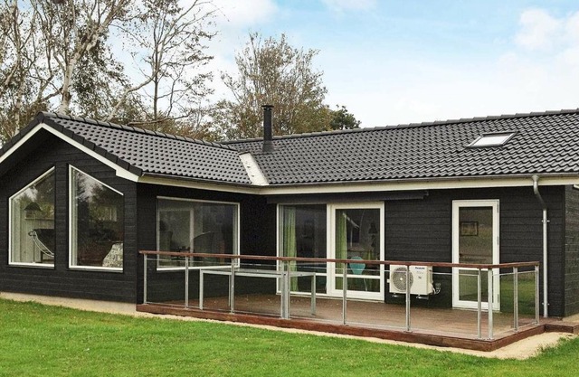 6 person holiday home in Spøttrup-By Traum