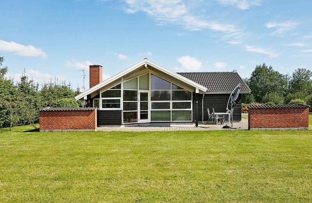6 person holiday home in Storvorde-By Traum