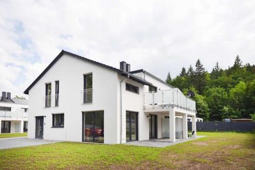 6 Personen Neubau mit Garten "Waschbärhöhle" Bettwäsche Handtücher inklusive