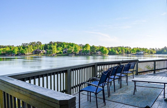 6 Zapato Circle - Beautiful, newly remodeled luxury waterfront 4 bedroom, 3 full