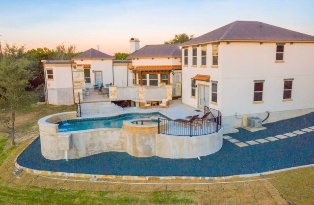 7 Bedroom | Sleep 26 | Pool | Hot Tub | Pool Table