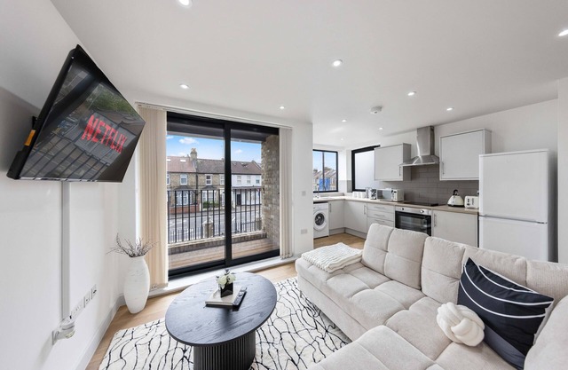 7 Hobson Woods Apartments