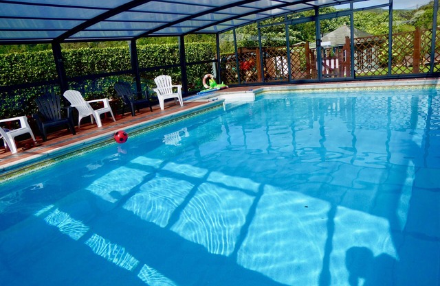 a7 ~ kurzer Spaziergang zum Strand von Portreath ~ Pubs & Shops ~ FAB POOL + HOTUB + GARDEN + BBQ + WIFI