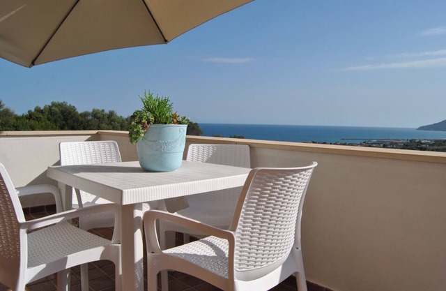 700 meters from the sea. Family apartment with terrace pets allowed,