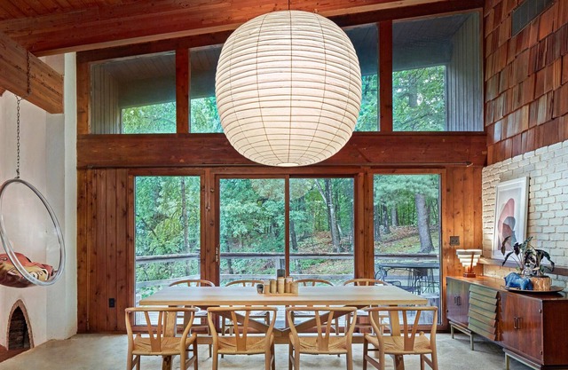 70s Modern House in the Woods, three minutes to Rhinebeck village