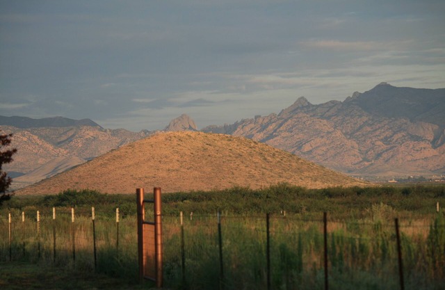 $ 735WK 25 AC RANCH w / 360 MT VIEW, 3 GhostTowns, 2 Natl Park Tonnen von Geschichte WiFi