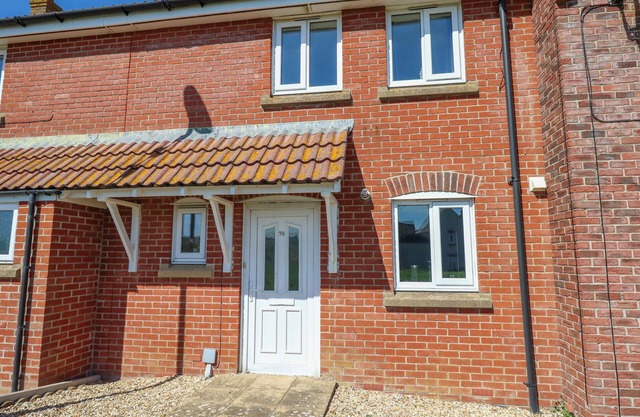 74 REAP LANE, pet friendly, with a garden in Weston, Portland