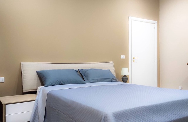 76 Avenue Suites - Very close to the city center