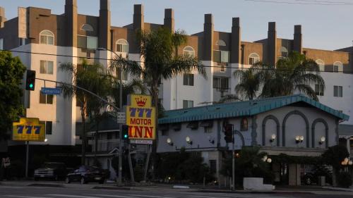 777 Motor Inn