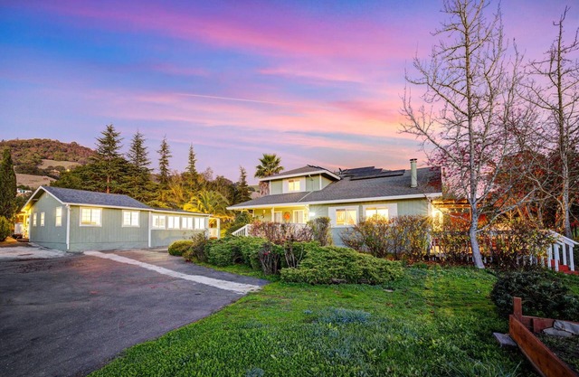 7BD/4.5BA Santa Rosa Estate w/HotTub, Games, BBQ!