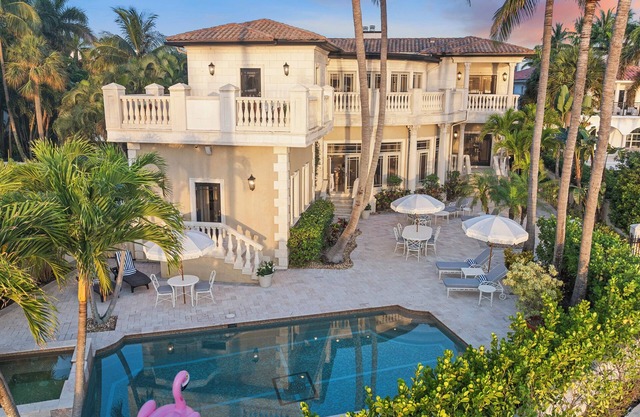 7BR Downtown Waterfront Mansion with Heated Pool + Spa!