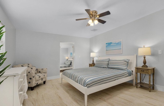 8 Person 3-Bedroom Condo with Private Patio - Mermaid - Welcome to our newly renovated, luxurious and spacious three-bedroom condo!
