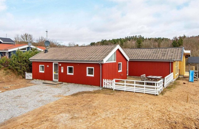 Malerisches Ferienhaus in Ebeltoft mit Swimmingpool