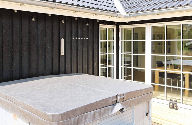 8 Personen Ferienhaus in Hadsund-By Traum