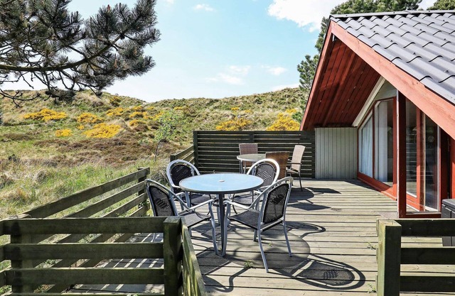 Idyllisches Ferienhaus in Blåvand mit Sauna