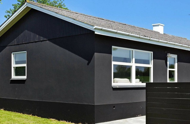 8 person holiday home in Frørup