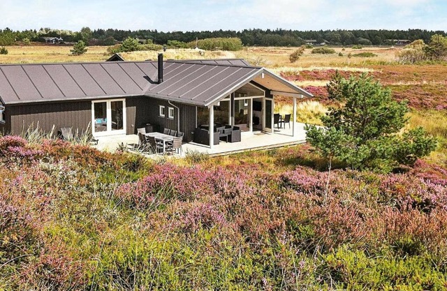 8 person holiday home in R m