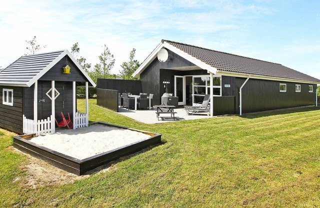 8 Personen Ferienhaus in Tarm-By Traum