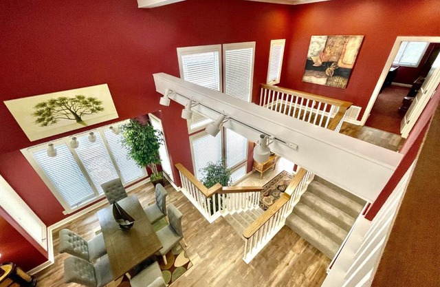 80BPD, Four bedroom, two 1 2 bath log-sided condo with lake view , garage condo