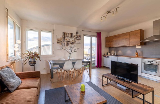 80m² Apartment Kreuzung mit atemberaubendem Blick auf alle Berge!