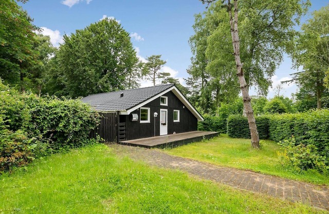 8116 Egå - Under Rønnene 37