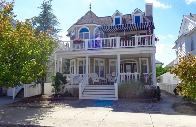 816 St. Charles Place-1