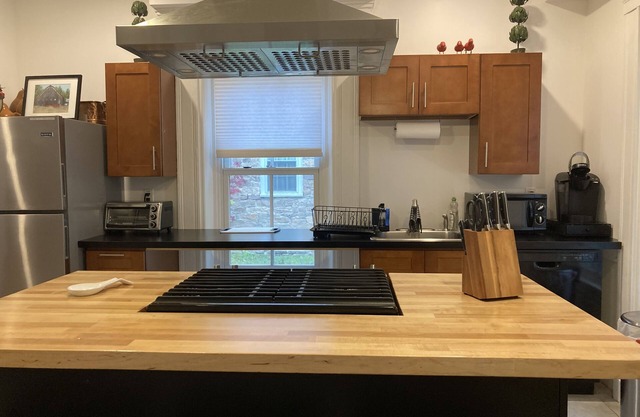 81A East Allen 2 Zim. Apartment Schritte in die Innenstadt