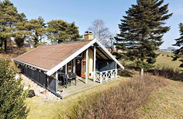 8218 Knebel - Møllehøj 25