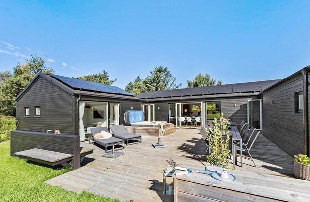 8532 Grenaa - Fridavej 66