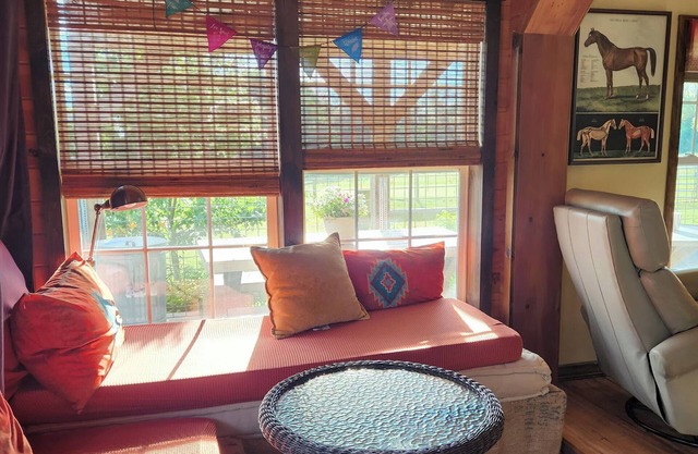 864 sq ft Rustic bunkhouse located on a working farm. Minutes from Skaneateles!