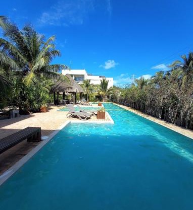 87972 Romantic condo, best retreat for a couple, 1 block from the Ocean