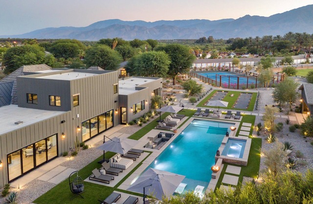 8BDR Villa | Tennis/Pickleball, Golf Green, Pool House, Gym, Bar | Mesquite38